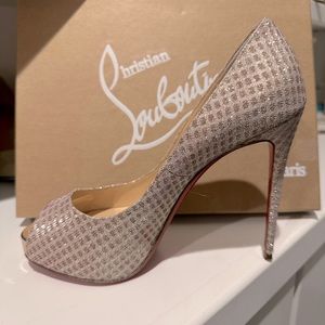 Like New Authentic Christian Louboutin heels.